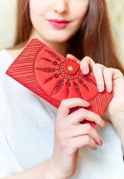 Кожаное женское портмоне 7.0 Инди Коралловый BN-PM-7-coral-ls фото