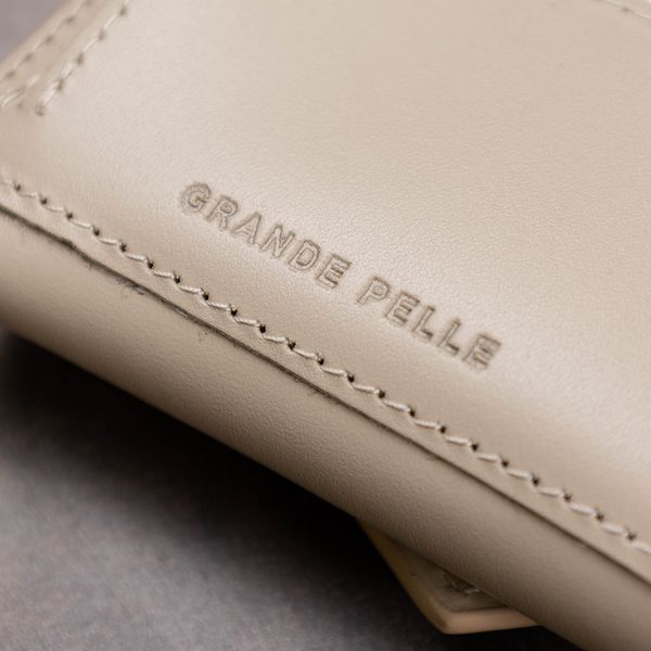 Женское компактное кожаное портмоне с монетницей GRANDE PELLE 11520 Бежевый 11520 фото