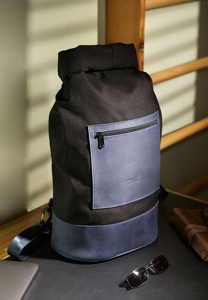 Спортивный черный рюкзак-тубус из канваса с кожаными синими вставками BN-BAG-66-black-nn фото