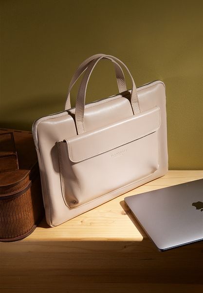 Шкіряний чохол (сумка) з ручками та карманом для MacBook 16 Pro Світло-бежевий BN-GC-34-light-beige фото