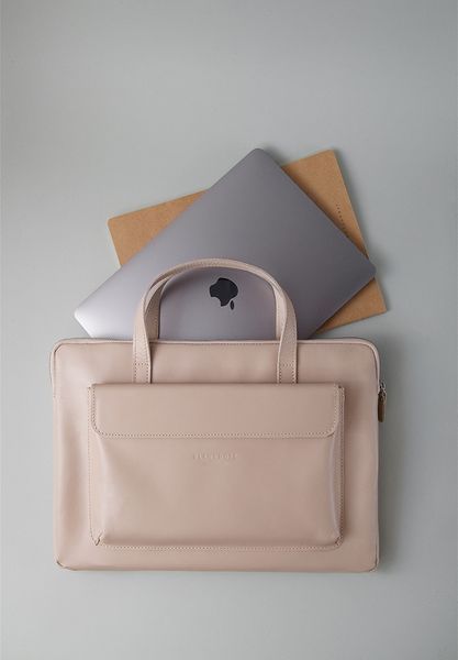 Шкіряний чохол (сумка) з ручками та карманом для MacBook 16 Pro Світло-бежевий BN-GC-34-light-beige фото