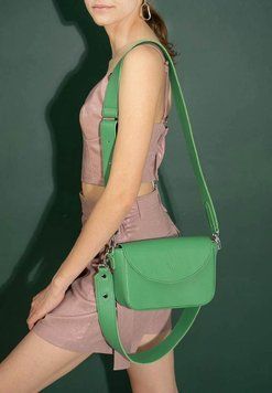 Жіноча шкіряна сумка Molly яскраво-зелена TW-Molly-green фото