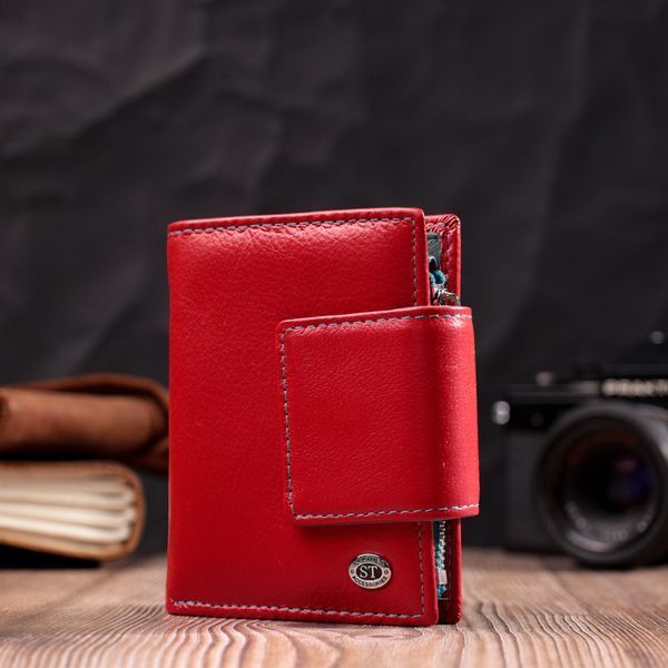 Яскравий шкіряний гаманець для жінок з монетницею ST Leather 19448 Червоний 19448 фото